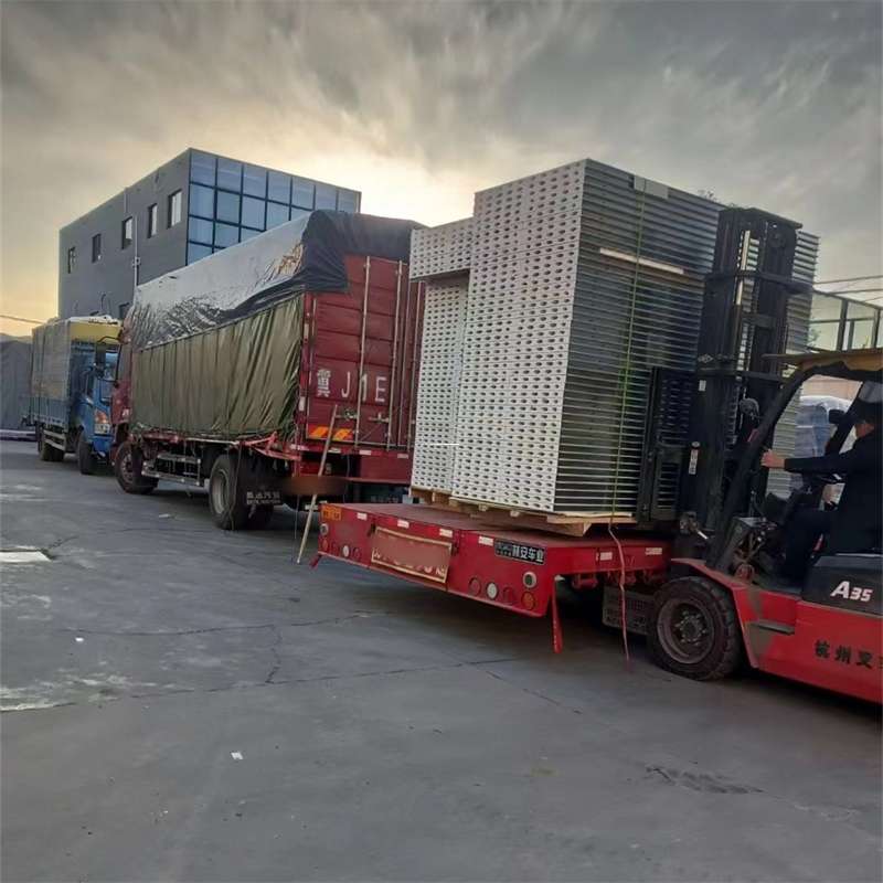 辽宁丹东凤城到荆门物流公司，一站式服务为您的货物保驾护航