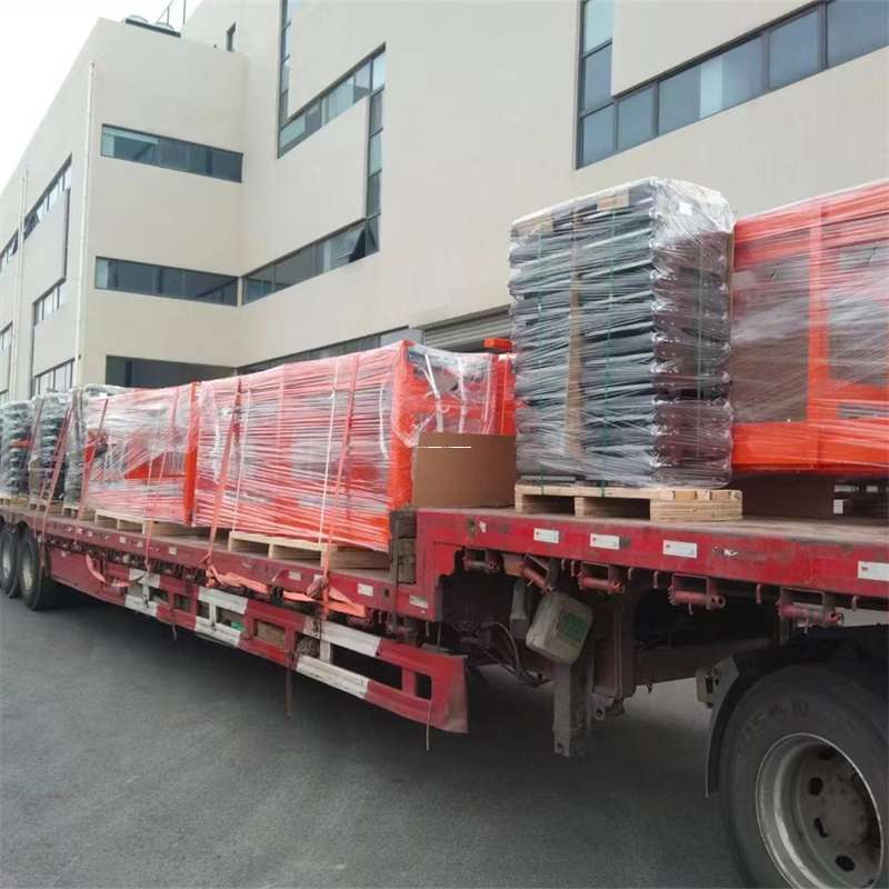 辽宁丹东凤城到新疆伊犁霍城县物流公司辽宁丹东凤城至新疆伊犁霍城县物流专线往返运输